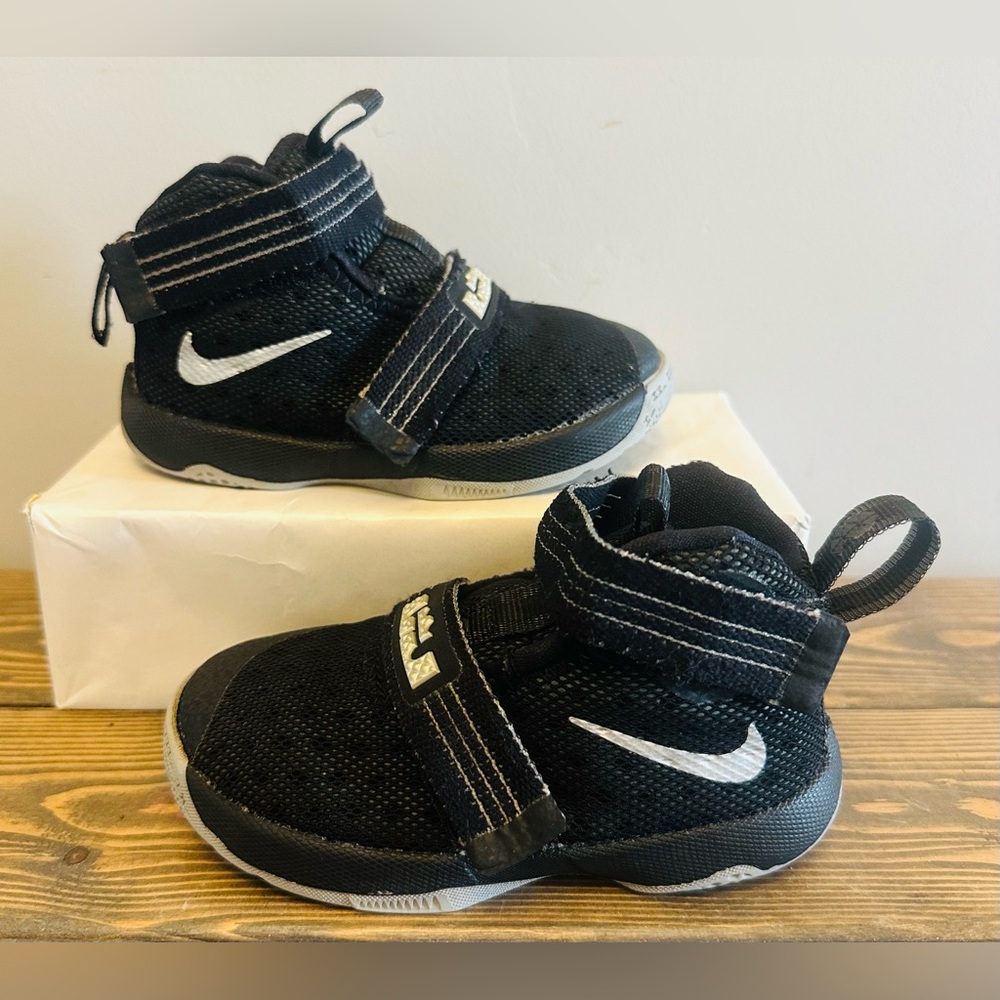 Nike LeBron Soldier 10 TD 'Black Metallic Silver' Size 7C Shoes 845123-001